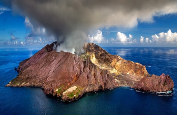 世界で最も危険な島15選 雑学ミステリー